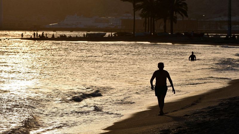 Cielo despejado y lluvia débil en Cantábrico y Pirineos