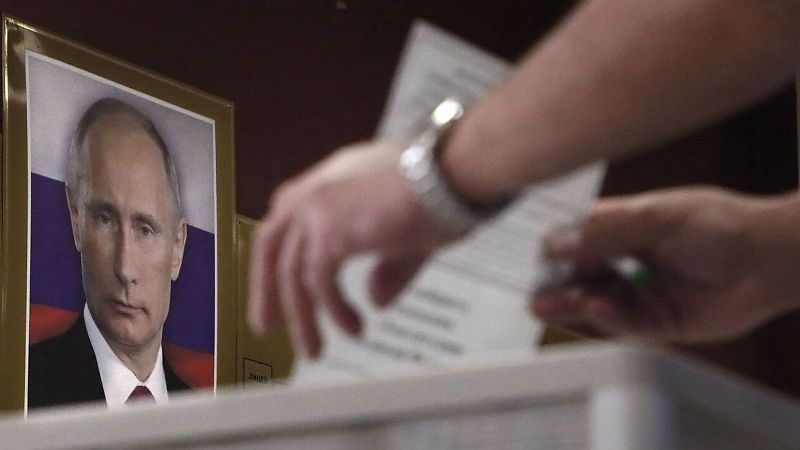 Putin se acerca a su objetivo de permanecer en el poder hasta 2036 - RTVE.es - Telediario 1 | Ver