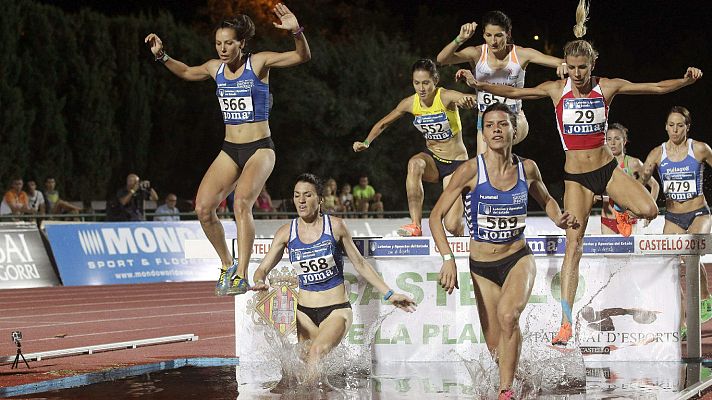 Telediario 1 - El atletismo español vuelve a competir cuatro meses, con público, en Nerja