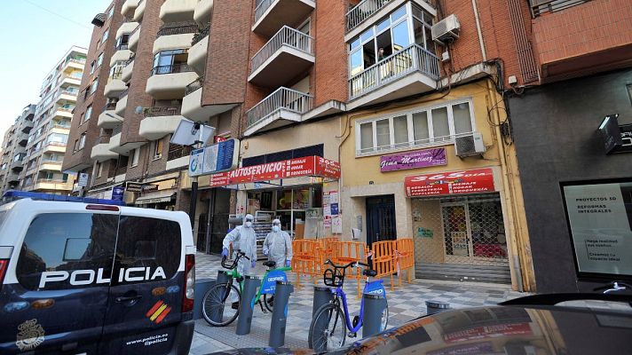 Telediario 1 - Nueve positivos por coronavirus en un bloque aislado en Albacete