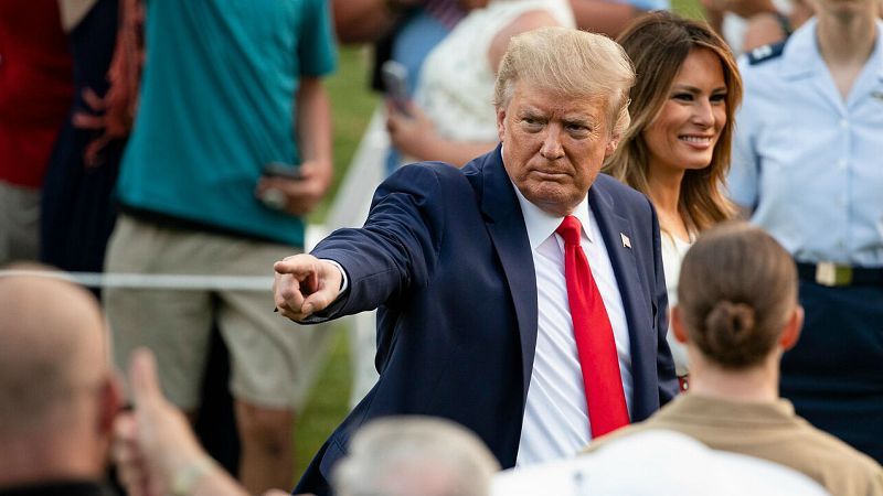 Trump convierte la celebración del 4 de julio en un mitin e insiste en "derrotar" a la "izquierda radical" - RTVE.es - Telediario 1 | Ver