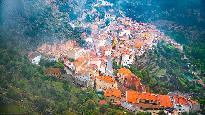 Comando Actualidad - Ayna, un escenario de película renombrado La Suiza Manchega