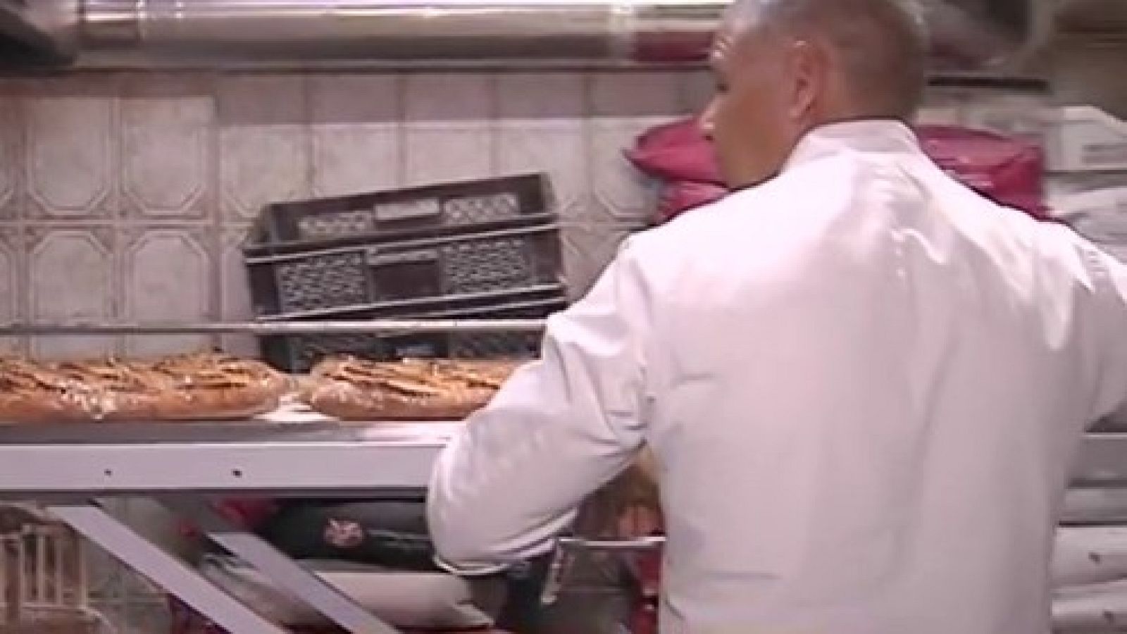 Una pequeña panadería de París hace cada día pan y croissanes para el Presidente Macrón y sus ministros