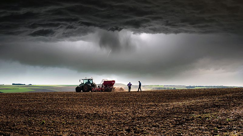 Chubascos y tormentas localmente fuertes en la Ibérica oriental - Ver ahora