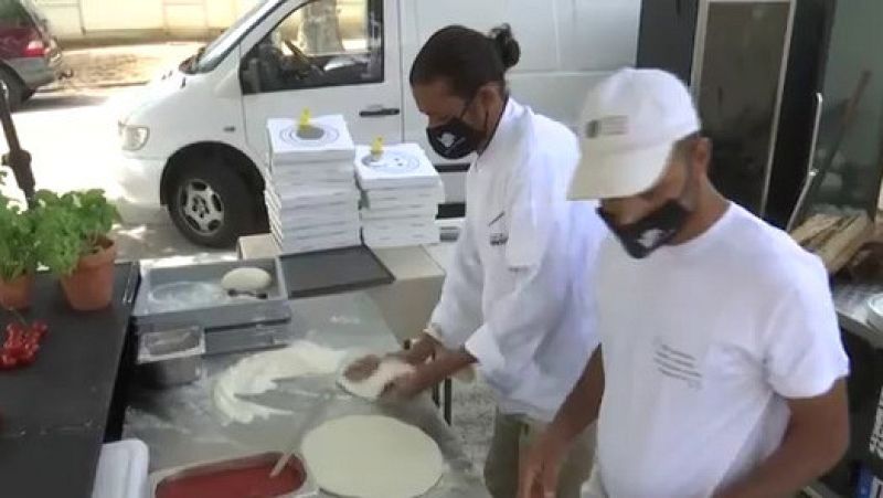 Pizzas solidarias en Portugal