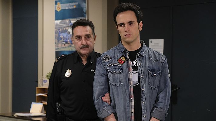 Servir y proteger - Repasamos los mejores momentos de 'Servir y Proteger'