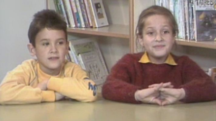 Juego de niños (Archivo) - Julieta Serrano y Juanjo Puigcorbé