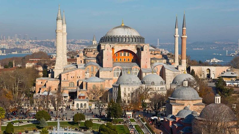 Erdogan convertirá la antigua basílica de Santa Sofía en mezquita - Informativo 24h | Ver