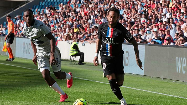 Telediario 1 - 5.000 aficionados acuden al amistoso entre el PSG y Le Havre