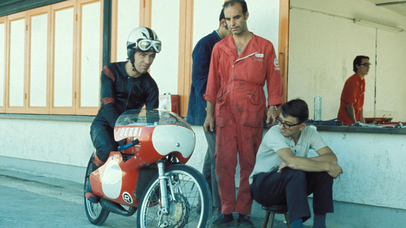 Ángel Nieto, un niño valiente con unos comienzos difíciles