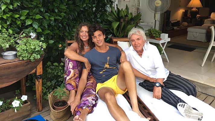 Lazos de sangre - Ángel Nieto y su hijo Hugo, su ojito derecho