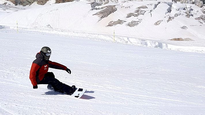 Telediario 1 - Regino Hernández y el resto de deportistas de la RFEDI vuelven a la nieve cuatro meses después