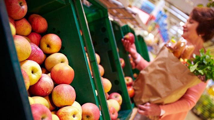Aquí la Tierra - ¿Sabes cómo limpiar en casa los alimentos que compras?