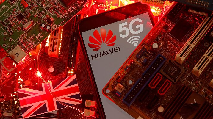Telediario 1 - Huawei, fuera del 5G en el Reino Unido