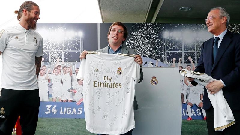 Vídeo: El Madrid celebra su Liga con las instituciones