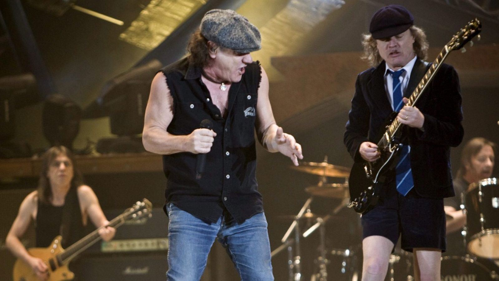40 años de 'Back in Black', el disco más vendido de AC/DC | Ver