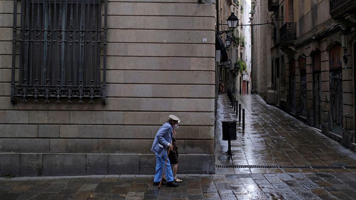 Informativo 24h - Entran en vigor las nuevas restricciones en los municipios del área de Barcelona por los brotes de coronavirus