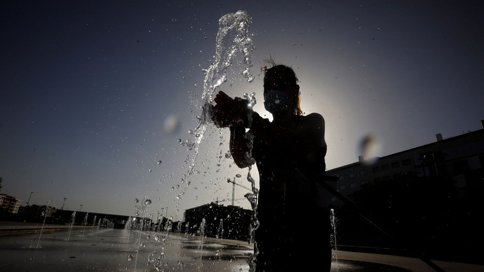 Veinticinco provincias continúan con avisos por altas temperaturas - Ver ahora