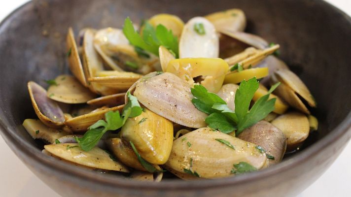 RTVE Cocina - Coquinas al vermut