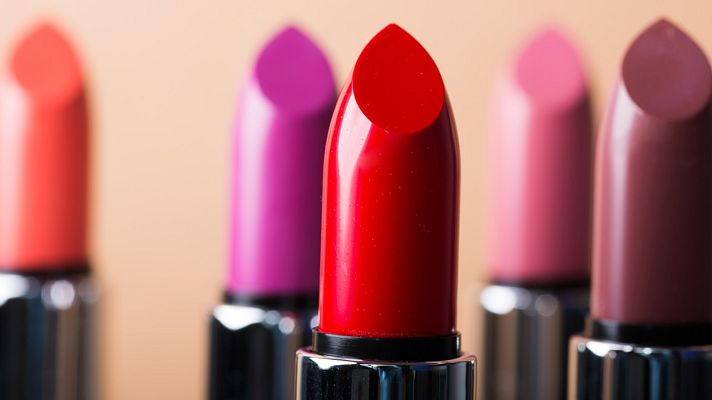 Telediario 1 - El coronavirus destrona al pintalabios