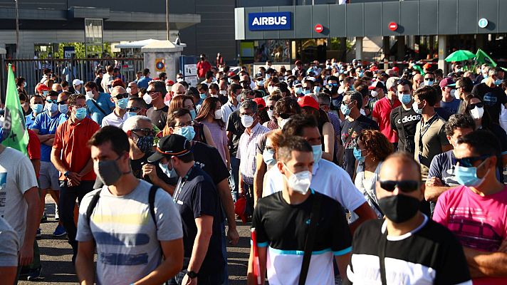Telediario 1 - Miles de trabajadores de Airbus se manifiestan contra los despidos en España