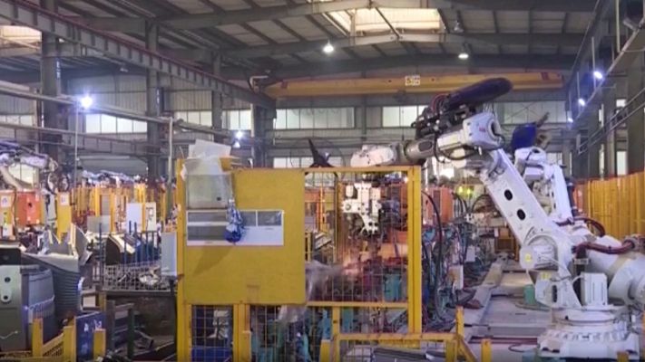 Telediario 1 - Las "tierras raras", 17 componentes químicos claves para la industria tecnológica y militar