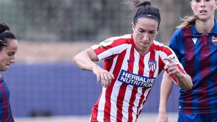 Telediario 1 - Silvia Meseguer: "El deporte femenino ha cambiado mucho desde que comenzaron a televisarse partidos"