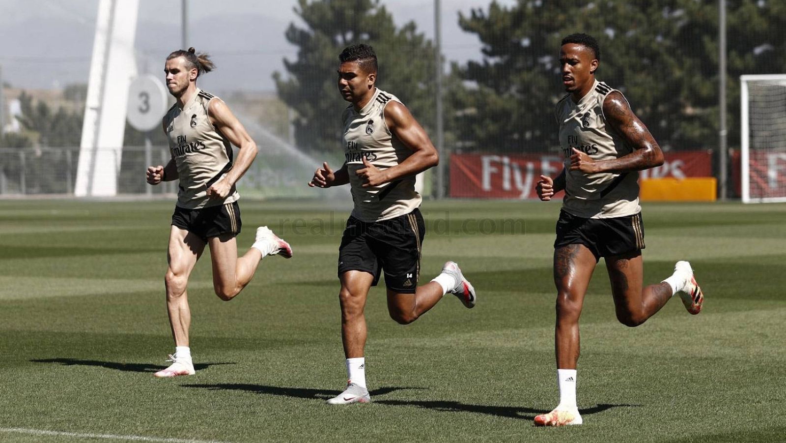 Madrid, Barça y Atlético, centrados en la Champions | Ver