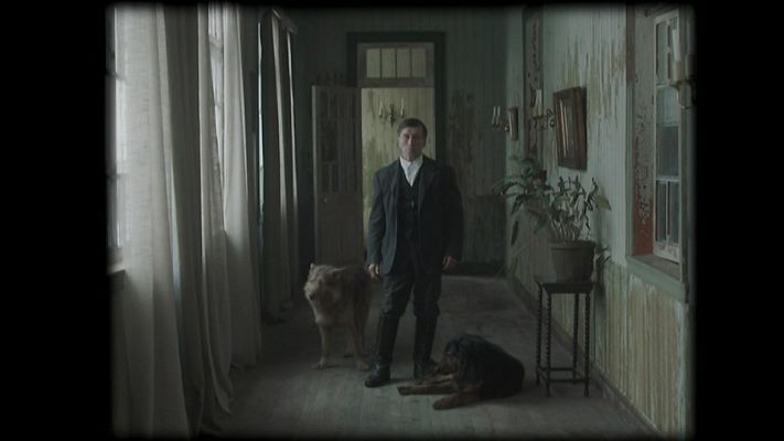 Telediario 1 - 'Blanco en blanco', un viaje a la Tierra del Fuego