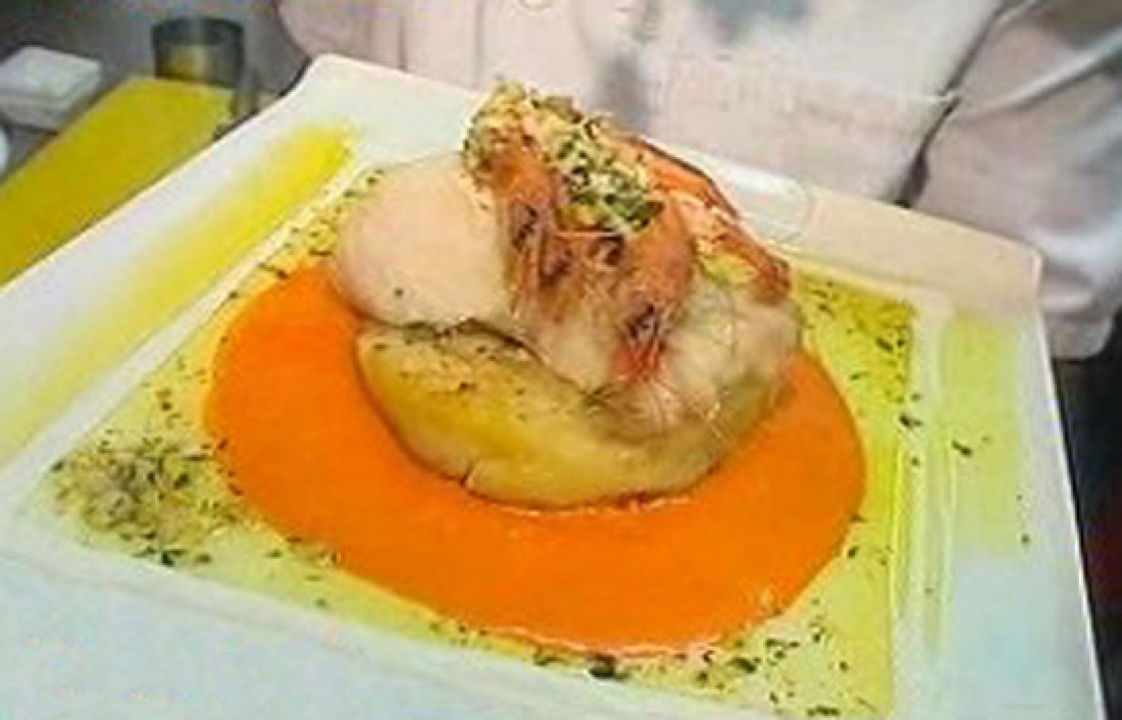 España Directo - Merluza con salsa de piquillo - RTVE Cocina | Ver