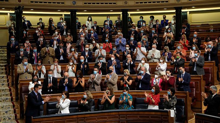 Telediario 1 - La bancada del PSOE protagoniza el pleno del Congreso