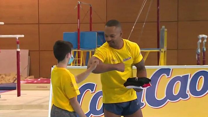 Telediario 1 - El "ídolo" Ray Zapata