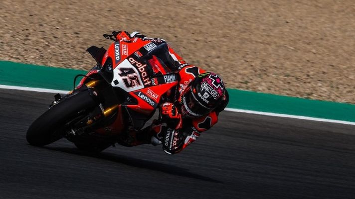  - Redding logra la victoria y el liderato en Jerez