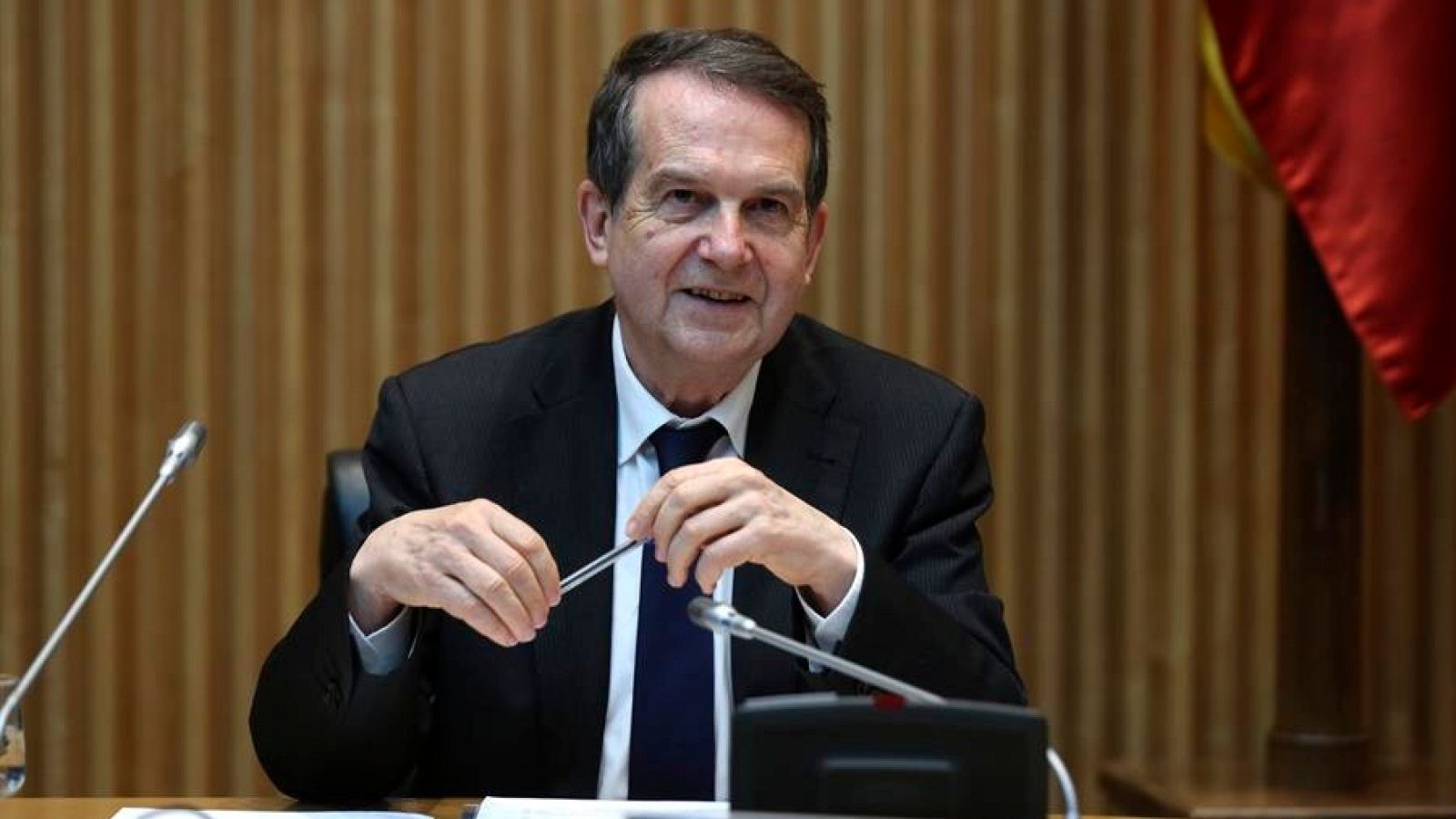 La FEMP aprueba el documento de Hacienda que permite a al Gobierno utilizar el superávit de los ayuntamientos