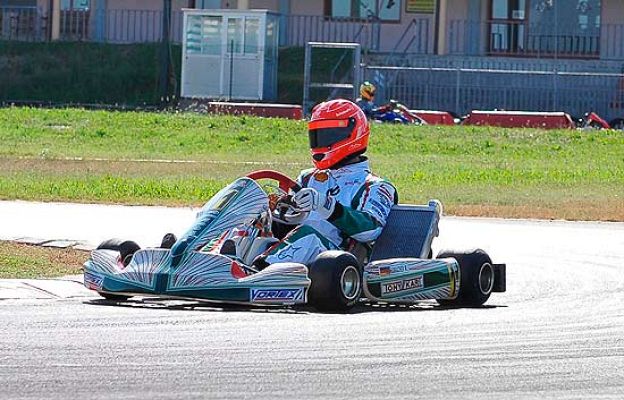  - Schumacher se entrena con karts