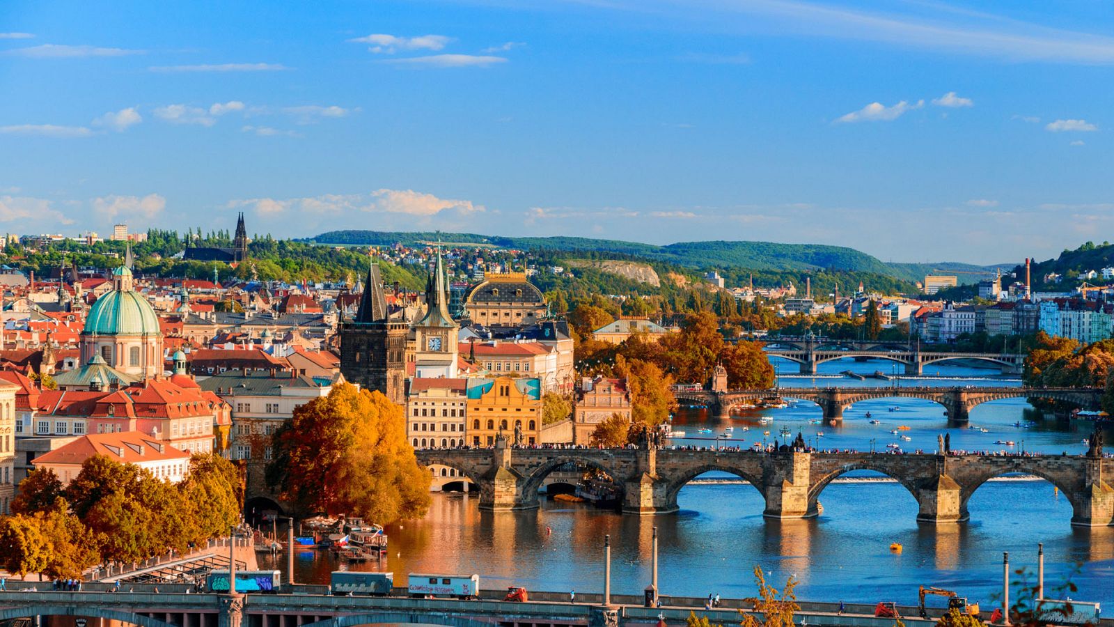 Paraísos cercanos - Un espejo de Europa - Paraísos cercanos | Ver