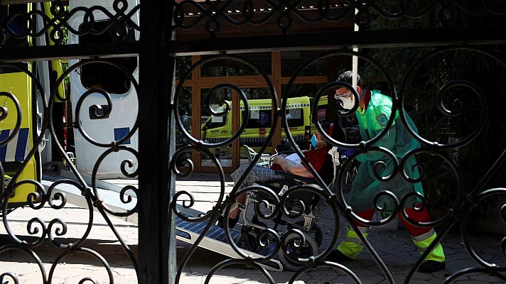 Telediario 1 - El brote de la residencia de San Martín de la Vega deja 52 positivos y dos fallecidos