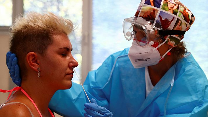 Telediario 1 - Científicos españoles reclaman una "evaluación independiente" de la gestión de la pandemia en nuestro país