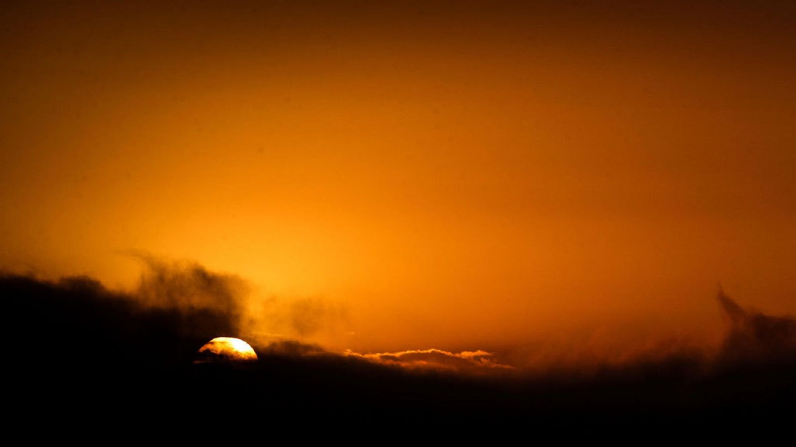 Riesgo por calor o por tormentas en casi toda España