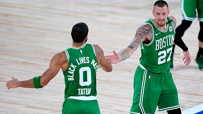 Telediario 1 - Los Celtics arrollan a los campeones Raptors; Nets y Magic jugarán los playoffs