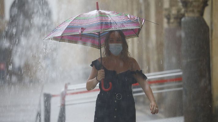 Telediario 1 - Las tormentas siguen causando daños y se trasladan del centro al norte