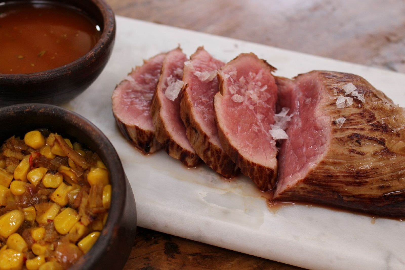 Llana con 'chutney' de maíz y chimichurri | Ver