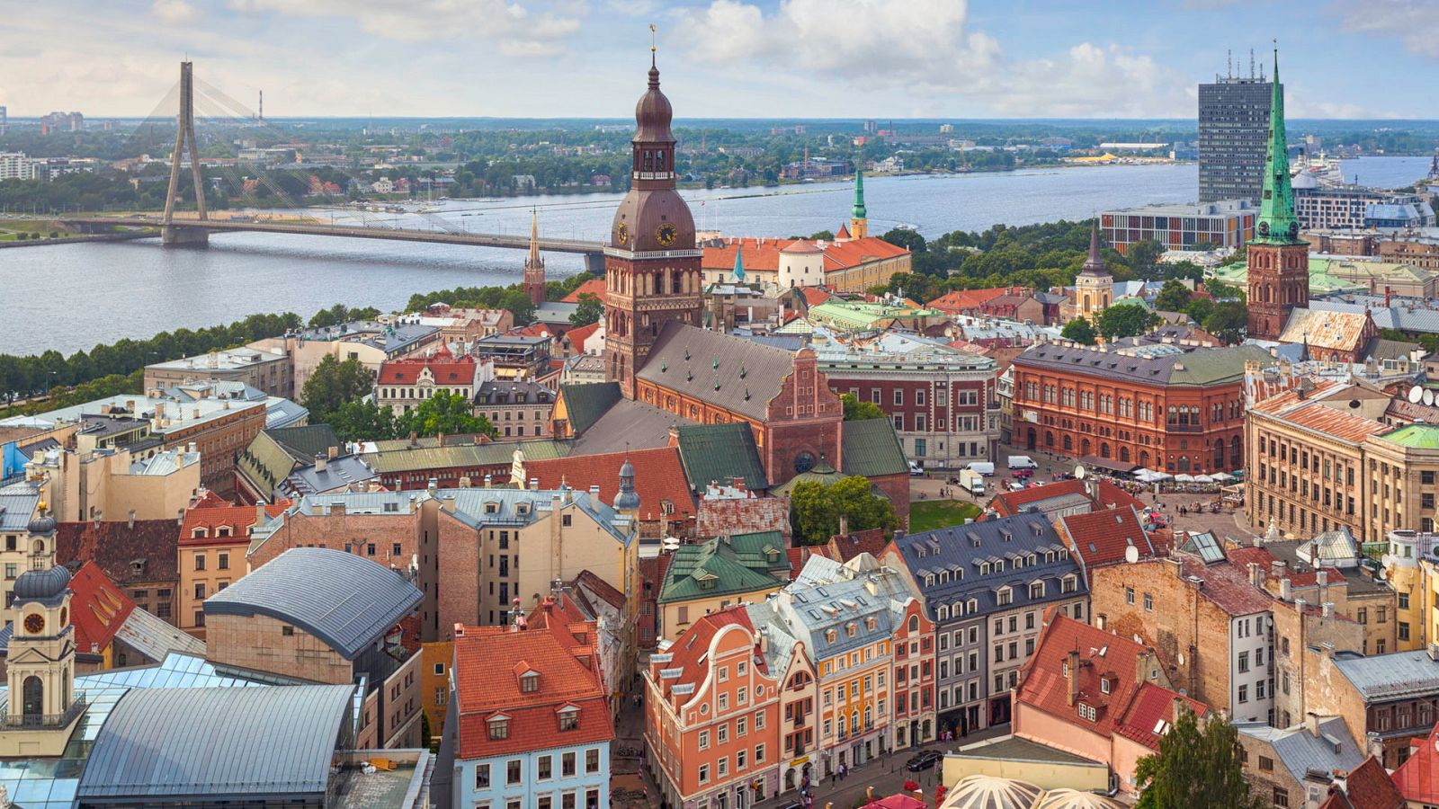 Paraísos cercanos - Repúblicas bálticas, una memoria recobrada - ver ahora