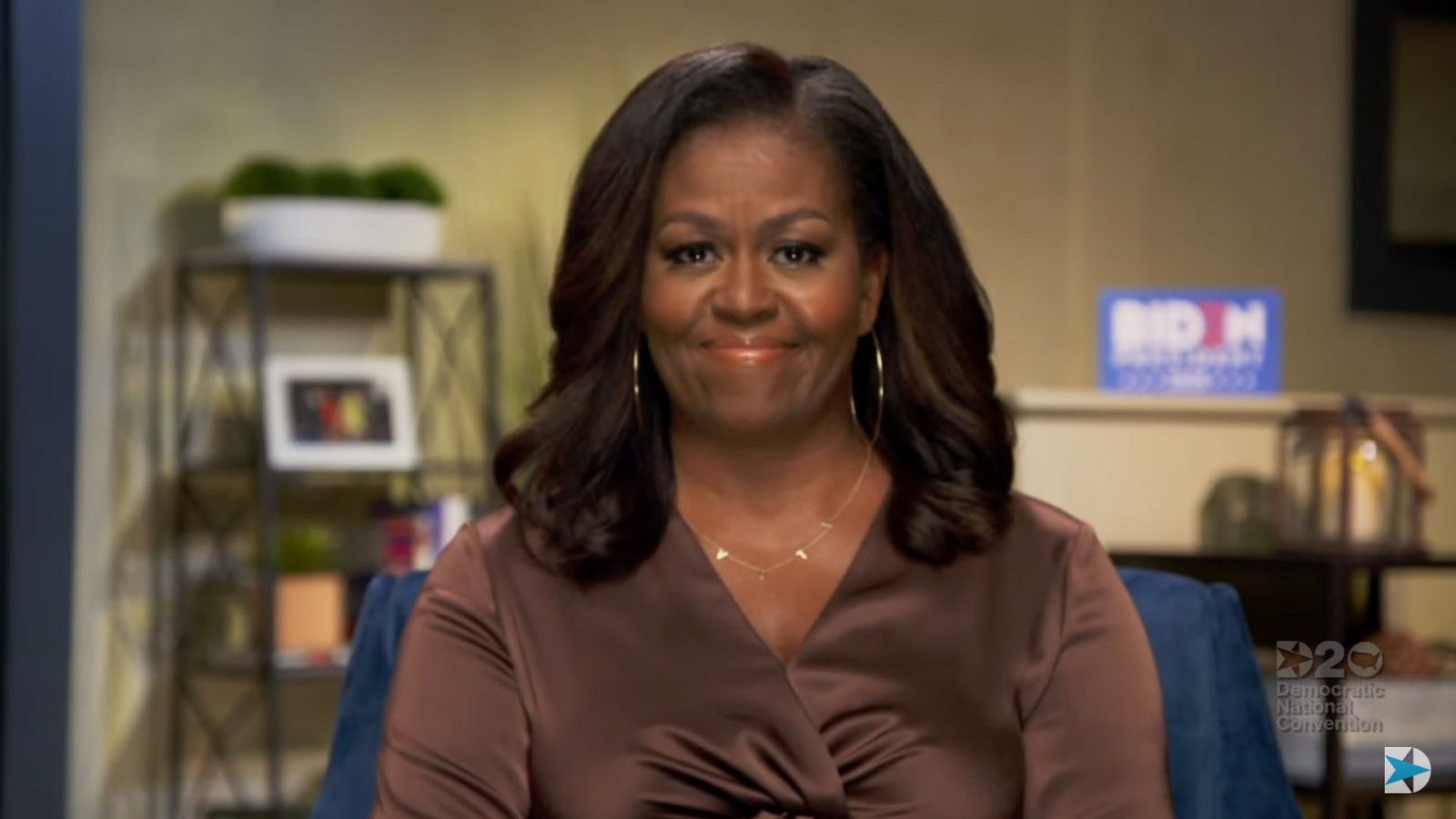 Michelle Obama llama a votar a Biden como "si nos fuera la vida en ello" - Informativo 24h | Ver