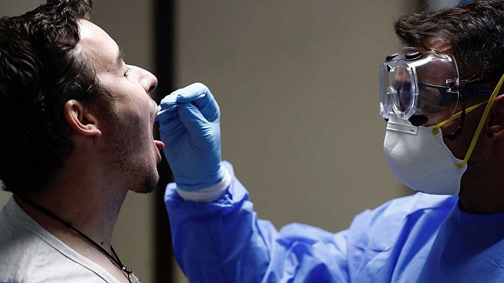Telediario 1 - Galicia hará PCR a más de 60.000 personas de entre 18 y 40 años