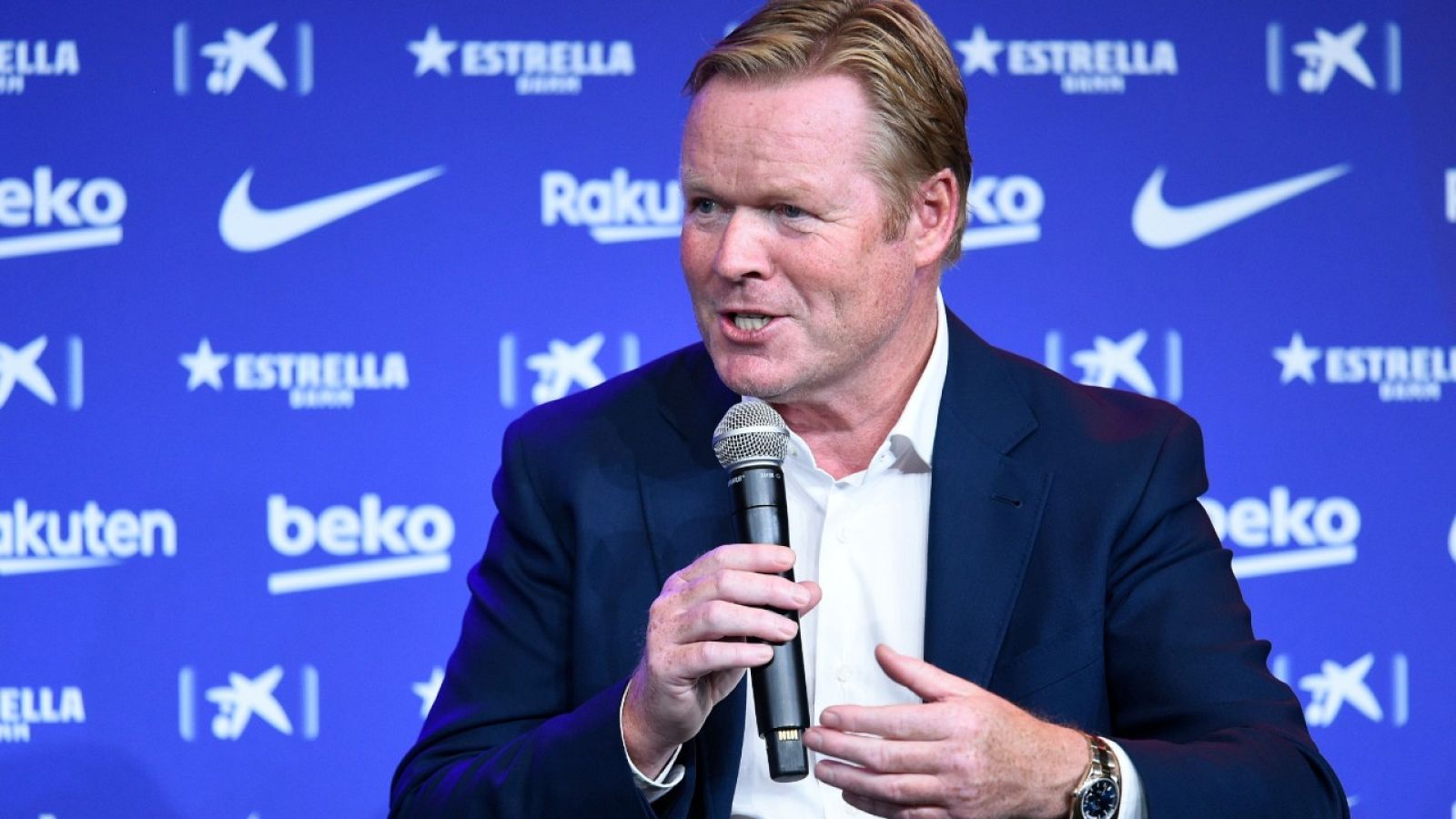 Koeman: "Tengo contrato para dos años y se que hay elecciones"