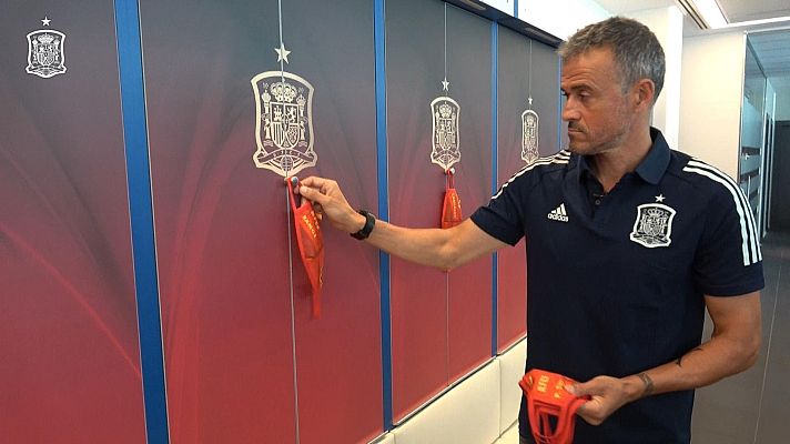 Fútbol - Luis Enrique renueva la selección