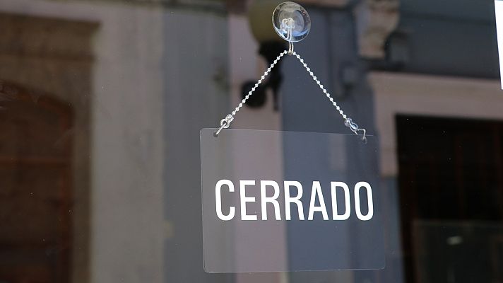 Telediario 1 - Casi 900.000 trabajadores siguen en un ERTE por los rebrotes