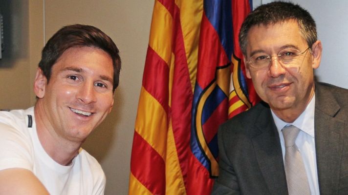 Informativo 24h - Santiago Nebot, experto en derecho del fútbol, cree que la comunicación de Messi es una "estrategia para negociar"