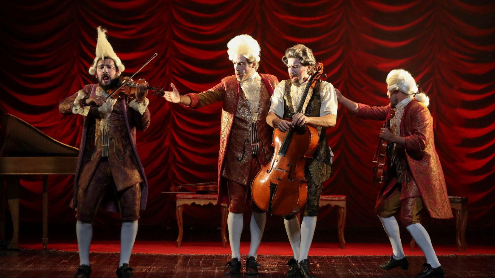 Yllana vuelve a las tablas con 'Maestríssimo' | Ver